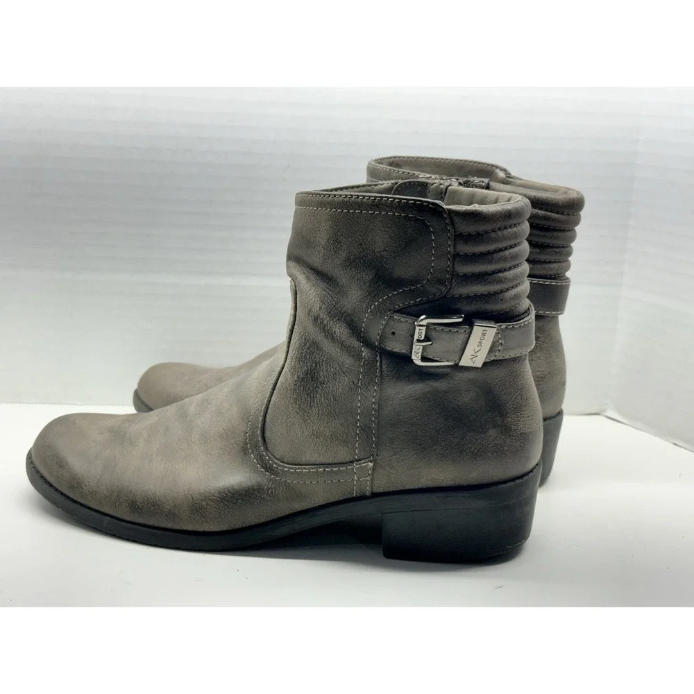 Anne Klein Sport‎ Women's Sz 9.5 Taupe/Brown Lanette Moto Buckle Ankle Boots